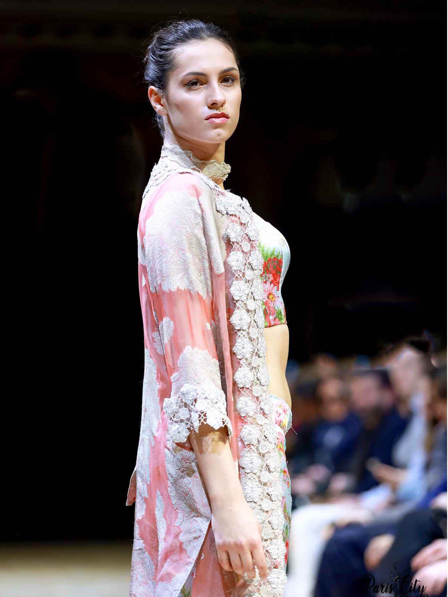 Embroidered Asymmetric Cover - Image 4